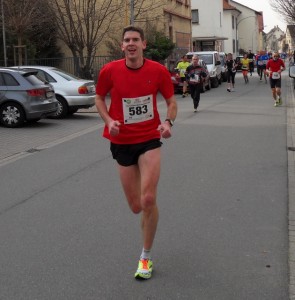 Thomas Nieser läuft super Rennen am Rhein